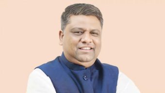 আড়াই শতাধিক মামলার আসামি আনোয়ারুজ্জামান!