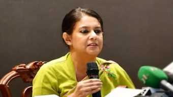 থার্টি-ফার্স্ট নাইটে আতশবাজি, ফানুস বন্ধে থাকবে মোবাইল কোর্ট: পরিবেশ উপদেষ্টা