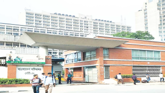 গতি ফিরছে প্রশাসনে