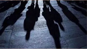 মাইকে ঘোষণা দেওয়ায় ডাকাতদের গুলি, টাকা ও স্বর্ণালঙ্কার লুট