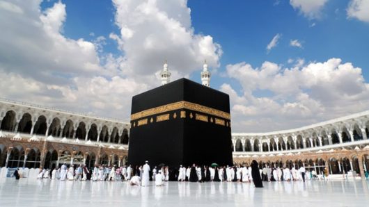 হজ ও ওমরাহ যাত্রীদের টিকা নিয়ে নতুন নির্দেশনা