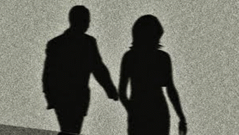 পরকীয়া সন্দেহে স্ত্রীকে হত্যা : থানায় স্বামীর আত্মসমর্পন