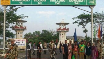 শেওলা-সূতাঁরকান্দি ইমিগ্রেশনে যাত্রী পারাপার শূণ্যের কোটায়