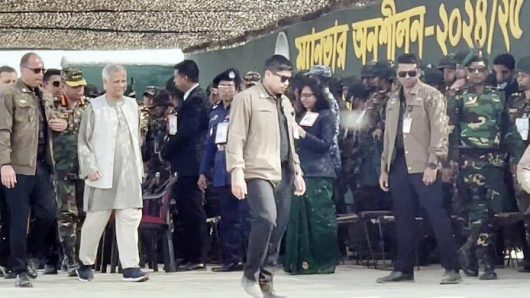 সার্বভৌমত্ব রক্ষায় সেনাবাহিনীকে যুদ্ধের জন্য প্রস্তুত রাখতে হবে: ড. মুহাম্মদ ইউনূস