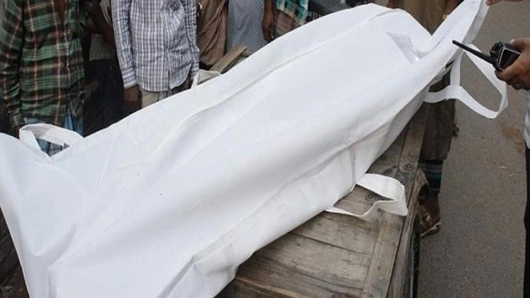 খালে মিলল গলায় ফাঁস লাগানো নারীর মরদেহ