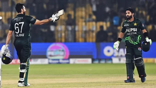 আল্লাহ চাইলে রেকর্ডের পর রেকর্ড হতেই থাকে: বললেন অধিনায়ক রিজওয়ান