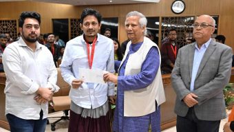 জুলাই গণঅভ্যুত্থান: আহত ও শহীদ পরিবারকে রাষ্ট্রীয়ভাবে আর্থিক সহায়তা দেওয়া শুরু