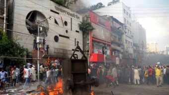 শেখ হাসিনা, নাকি নেতৃত্ব বদল, কোন পথে আওয়ামী লীগ?