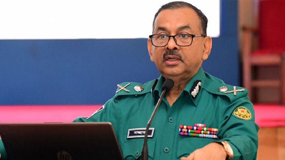 ডিএমপি কমিশনারকে আইজিপি পদে ভূতাপেক্ষ পদোন্নতি