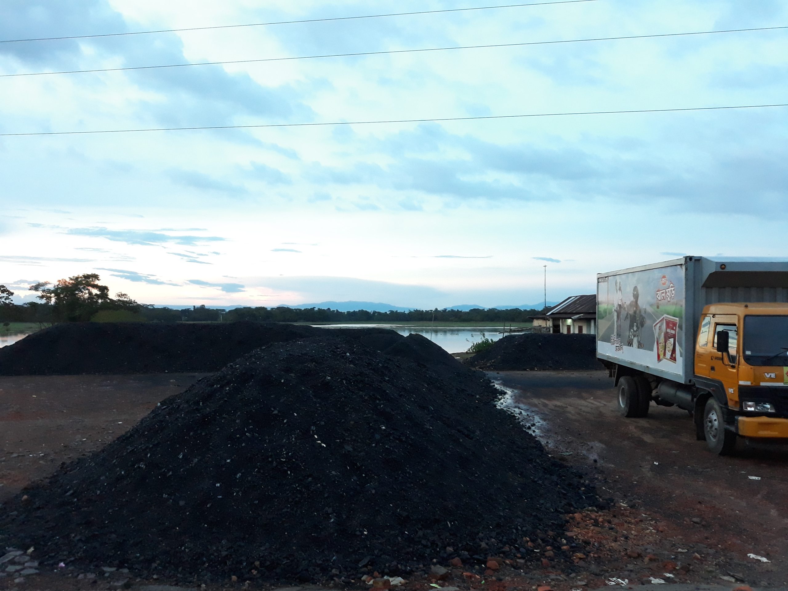 দখল হচ্ছে শেওলা স্থল বন্দরের জায়গা