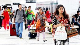 লম্বা ছুটিতে স্বস্তির ঈদযাত্রা