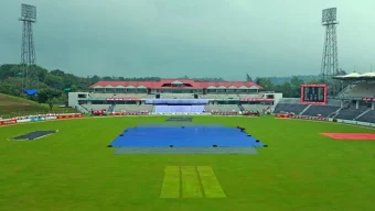 বৃষ্টির কারণে শুরু হয়নি তৃতীয় দিনের খেলা