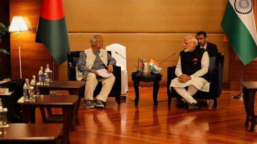 মোদির চোখে চোখ রেখে কথা, যেভাবে অনন্য উচ্চতায় ড. ইউনূস