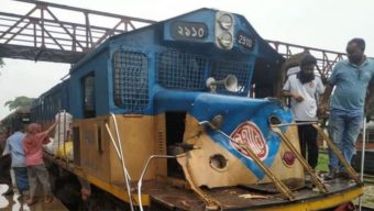 সিলেটে অল্পের জন্য বড় দুর্ঘটনা থেকে রক্ষা পেল কালনী এক্সপ্রেস