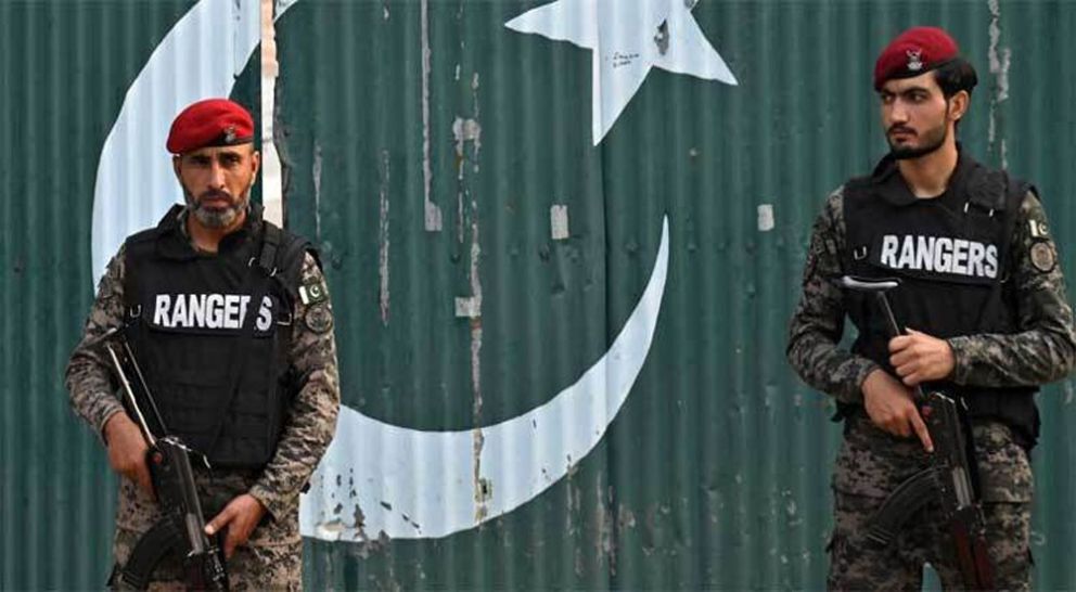 লাহোরে সকালে বিস্ফোরণের শব্দ