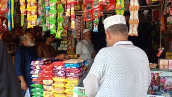 বিয়ানীবাজারে বাড়ি-বাড়ি গিয়ে জামায়াতের দাওয়াতি কার্যক্রম