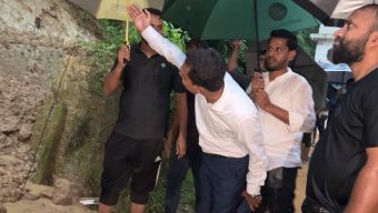 অতি বৃষ্টিতে বিয়ানীবাজারে টিলাধ্বস, জলাবদ্ধতা: ইউএনও’র পরিদর্শন