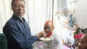 খালাসের রায়ের পর কারা হাসপাতালে এটিএম আজহারের মিষ্টিমুখ