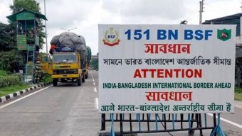 বাংলাদেশকে দমাতে বিপর্যয়ের মুখে ভারত!