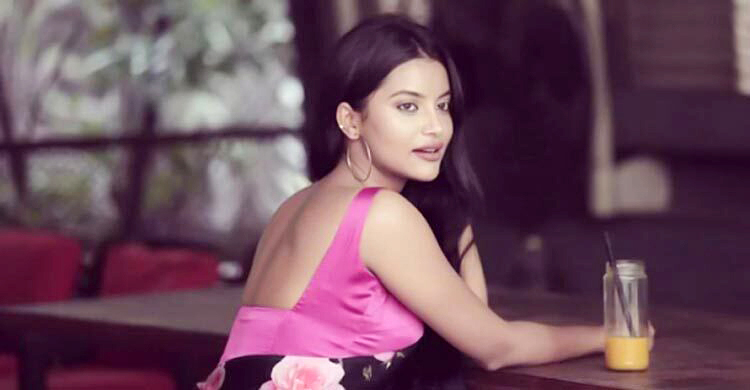 রঙ্গমালা হয়ে আসছেন তুষি