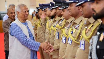কাজে নতুন নতুন ‘বাধা’ দেখছে পুলিশ, আছে নানা ‘শঙ্কা’
