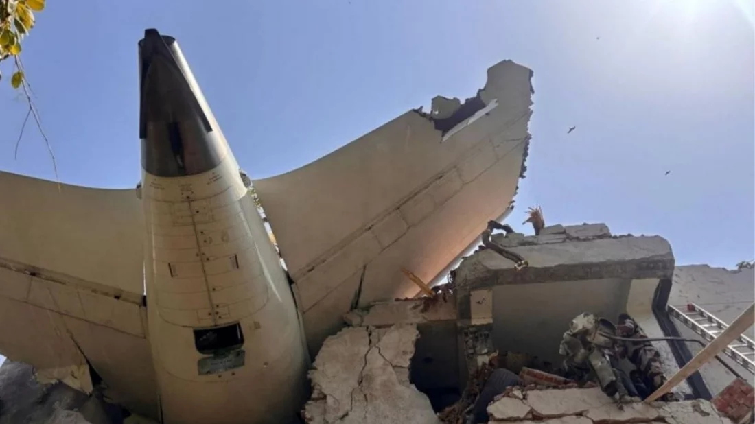 ভারতে বিধ্বস্ত বিমানের কেউ বেঁচে নেই: রিপোর্ট