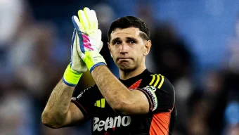 ম্যানচেস্টার ইউনাইটেডে যোগ দিতে মরিয়া মার্টিনেজ