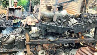 আসিদ আলীর ঘর পুড়লো কীভাবে?