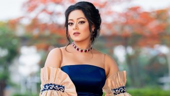 দীঘির মাসে আয় কত?