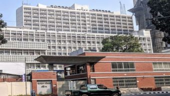 স্থানাভাবে সচিবালয়ে হাহাকার