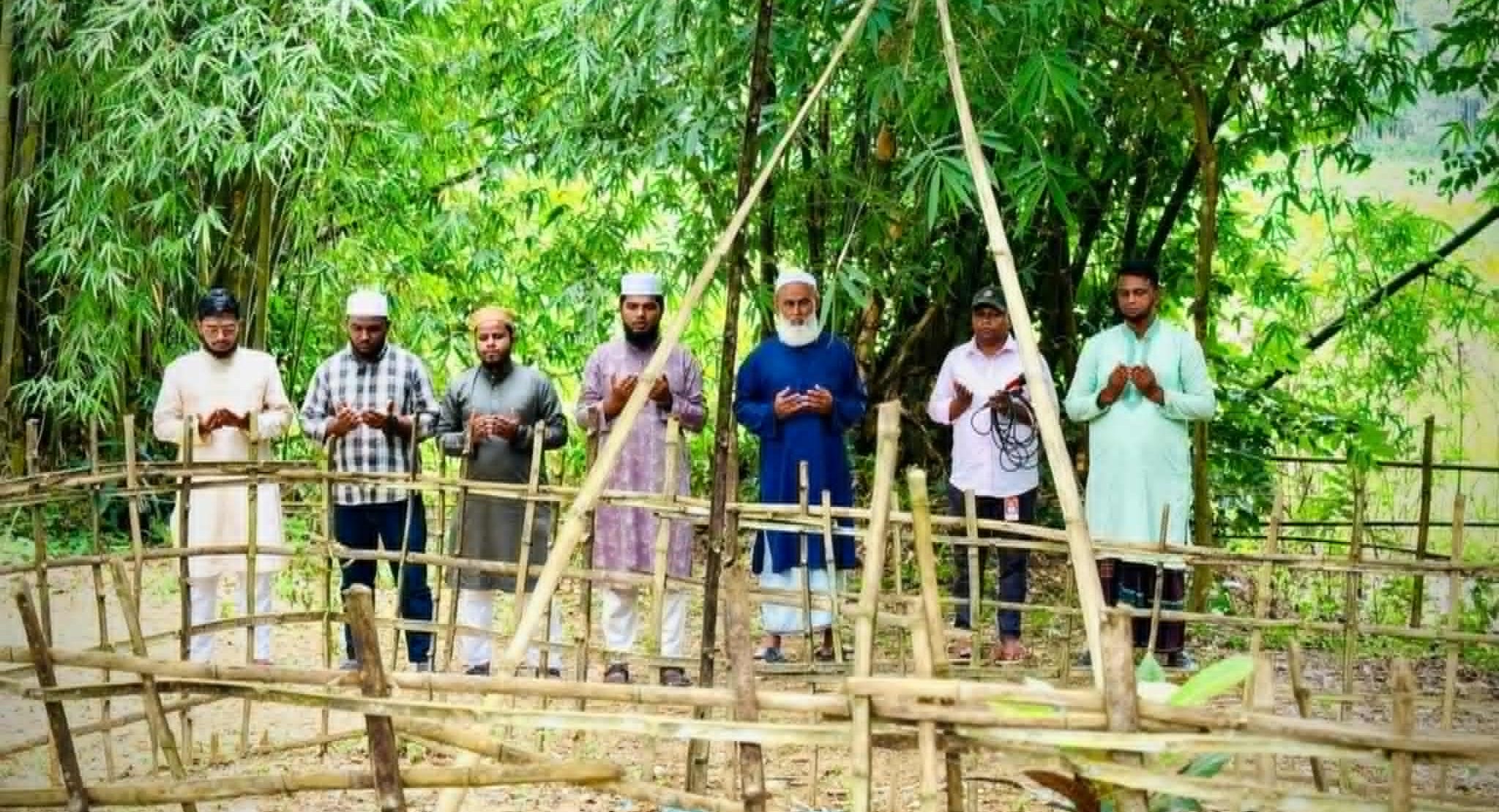 বিয়ানীবাজারে শহীদ সাংবাদিক তুরাবের কবর জিয়ারত করেছে ছাত্র শিবির