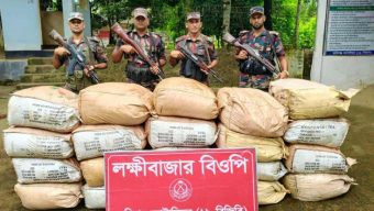 সিলেট সীমান্তে প্রায় ১২ লক্ষ টাকার মালামাল আটক