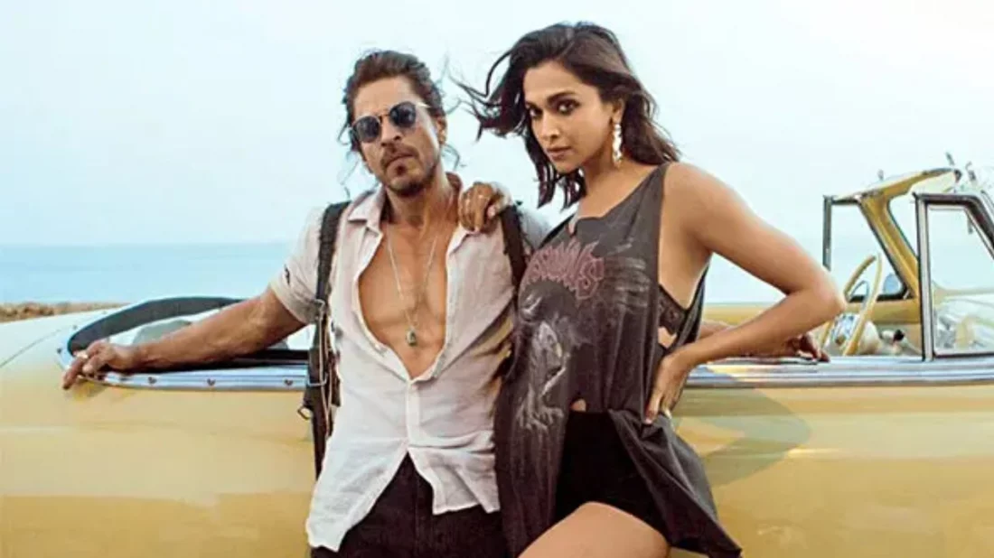 শাহরুখ-দীপিকার বিরুদ্ধে মামলা