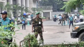 সচিবালয়ে প্রধান উপদেষ্টা, কঠোর নিরাপত্তা