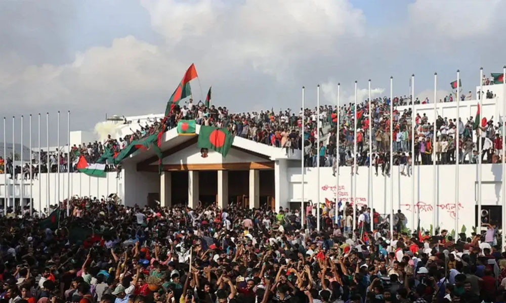 ছাত্র-জনতার রক্তস্নাত বিজয়ের দিন আজ