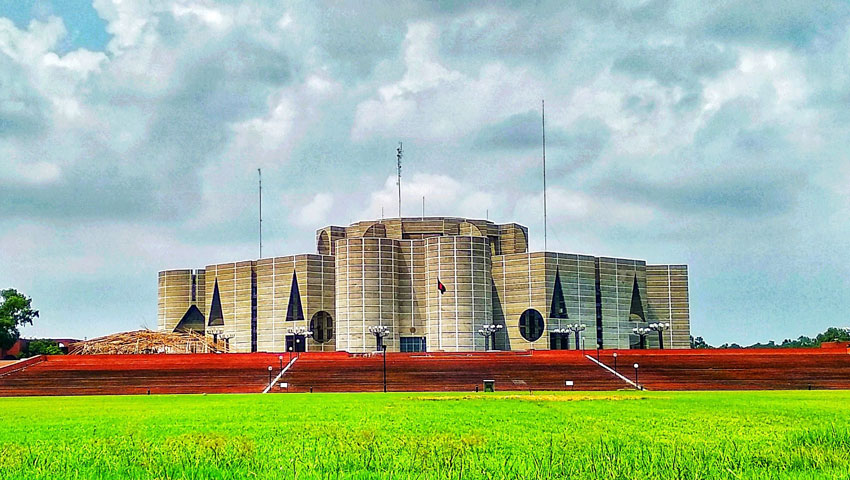 ঘনীভূত হতে পারে রাজনৈতিক সংকট