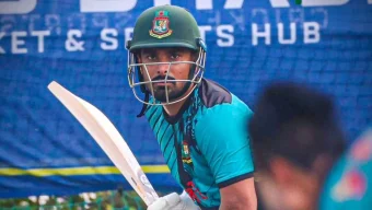 ঝড় তুলতে চায় বাংলাদেশ, সামলাতে প্রস্তুত হংকং