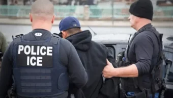 হাতে হাতকড়া, শরীরে শিকল: অপমানজনকভাবে দেশে ফিরছে বাংলাদেশিরা