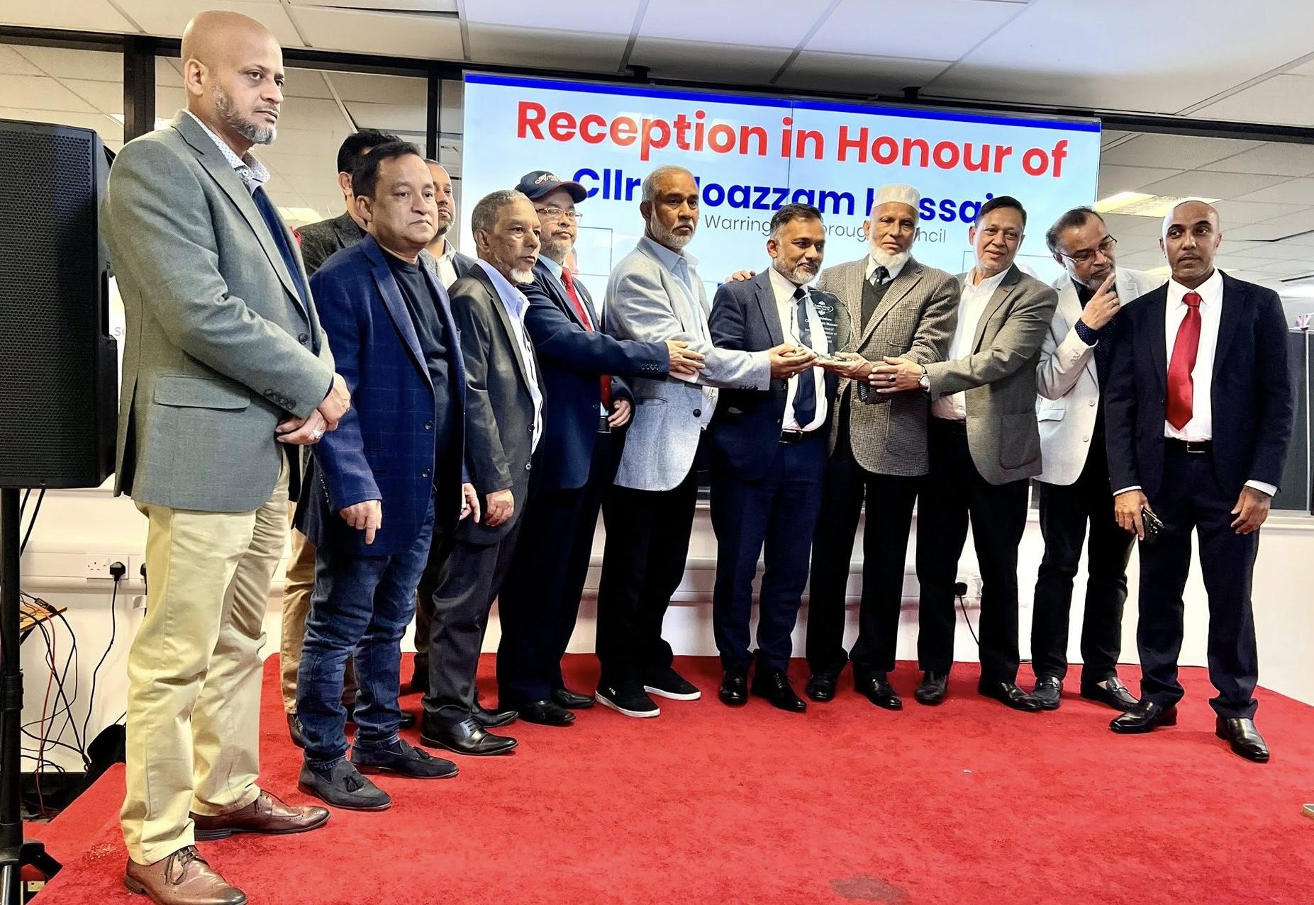 কসবা-খাসা ওয়েলফেয়ার ট্রাস্ট ইউকে’র পক্ষ থেকে মেয়র পিতা ও কাউন্সিলর কন্যাকে সংবর্ধনা