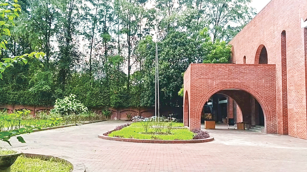 স্পিকারের বাসভবনই হবে প্রধানমন্ত্রীর অস্থায়ী আবাস