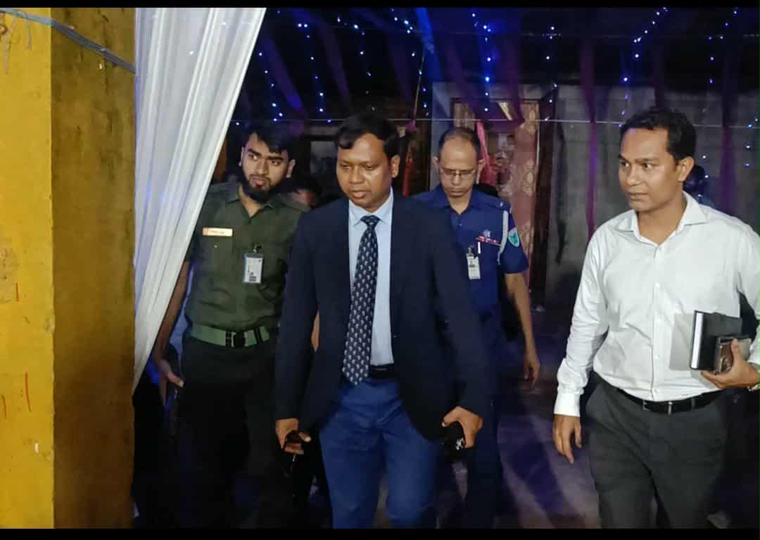 বিয়ানীবাজারে বিভিন্ন দপ্তর পরিদর্শন করলেন সিলেটের ডিসি