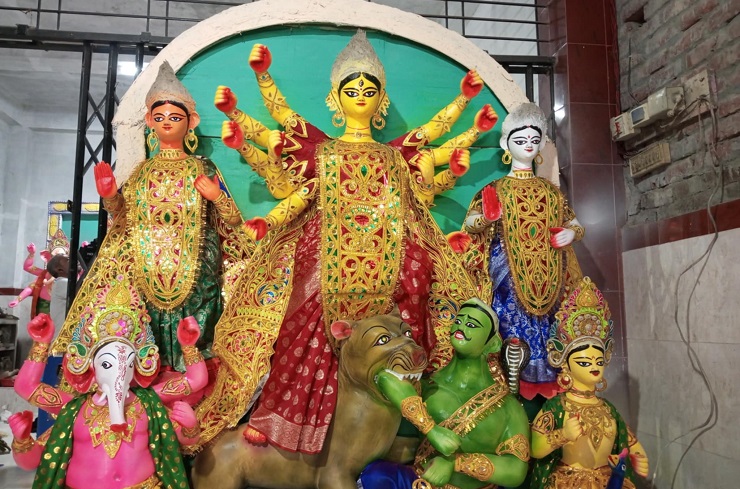 বিয়ানীবাজারে ৫২টি মণ্ডপে চলছে দুর্গাপূজার প্রস্তুতি, ব্যাপক নিরাপত্তা