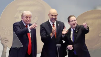 ২০২৬ সালে ট্রাম্পকে নোবেল দিতে ‘পুরো বিশ্বকে এক করবে’ ইসরায়েল