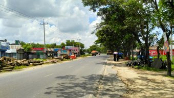 ঢাকা-সিলেট মহাসড়কে সাত সকালে প্রাণ গেলো সবজি ব্যবসায়ীর