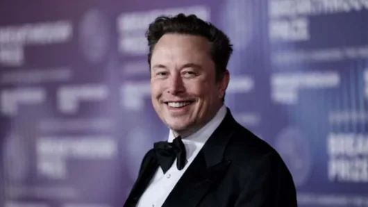 বিশ্বের প্রথম হাফ-ট্রিলিয়নিয়ার হলেন ইলন মাস্ক, সম্পদ ছাড়াল ৫০০ বিলিয়ন