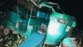 সড়ক দুর্ঘটনায় সিলেটের ৬ জন আহত : শিশুর হাত বিচ্ছিন্ন