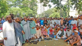 শিক্ষাঙ্গনে হঠাৎ অস্থিরতা