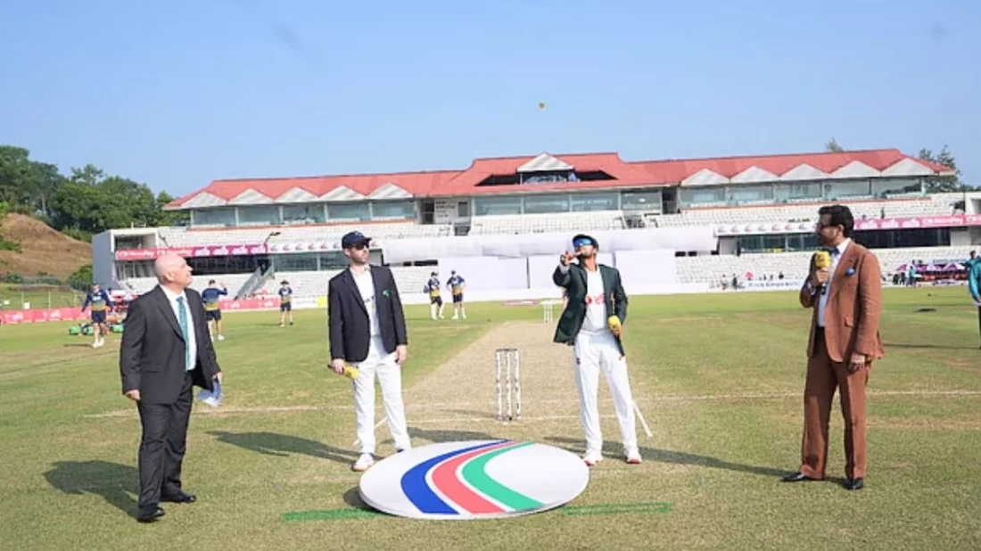 টস জিতে ব্যাটিংয়ে আয়ারল্যান্ড, হাসান মুরাদের অভিষেক