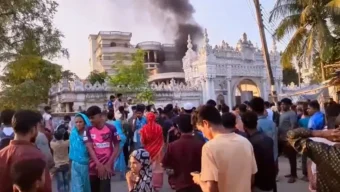 ঢাকায় সাবেক এমপির বাড়িতে আগুন