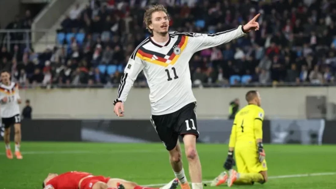 বিশ্বকাপ বাছাই : স্লোভাকিয়ার জালে গোল উৎসব করে বিশ্বকাপে জার্মানি